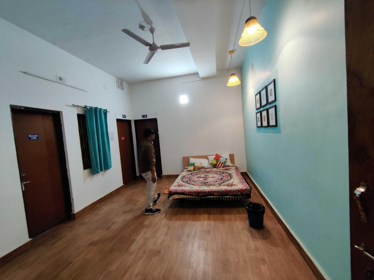 Hotel O Housefull Residency Khandagiri Eksteriør bilde